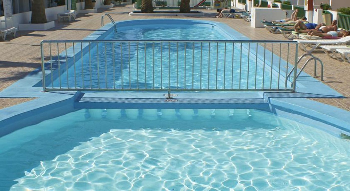 Los-Gracioseros-Pool-3