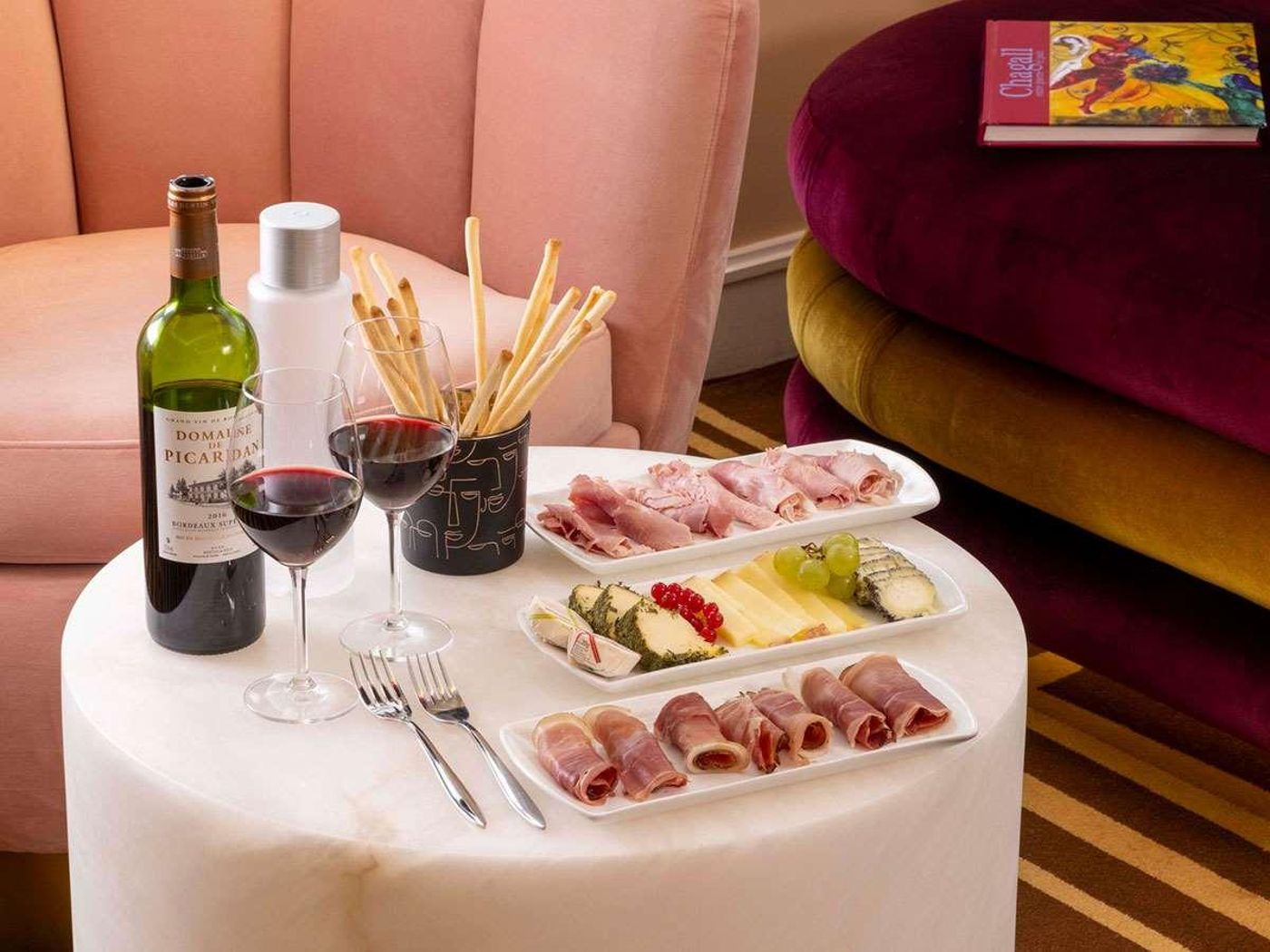 Hotel-Sleeping-Belle-Restaurant-3