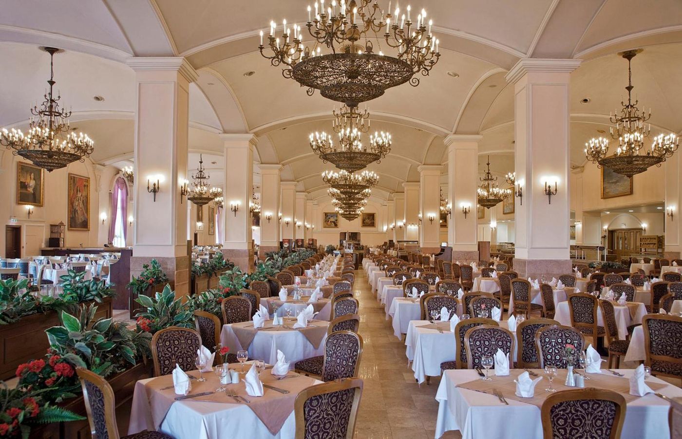 Kremlin-Palace-Restaurant-48