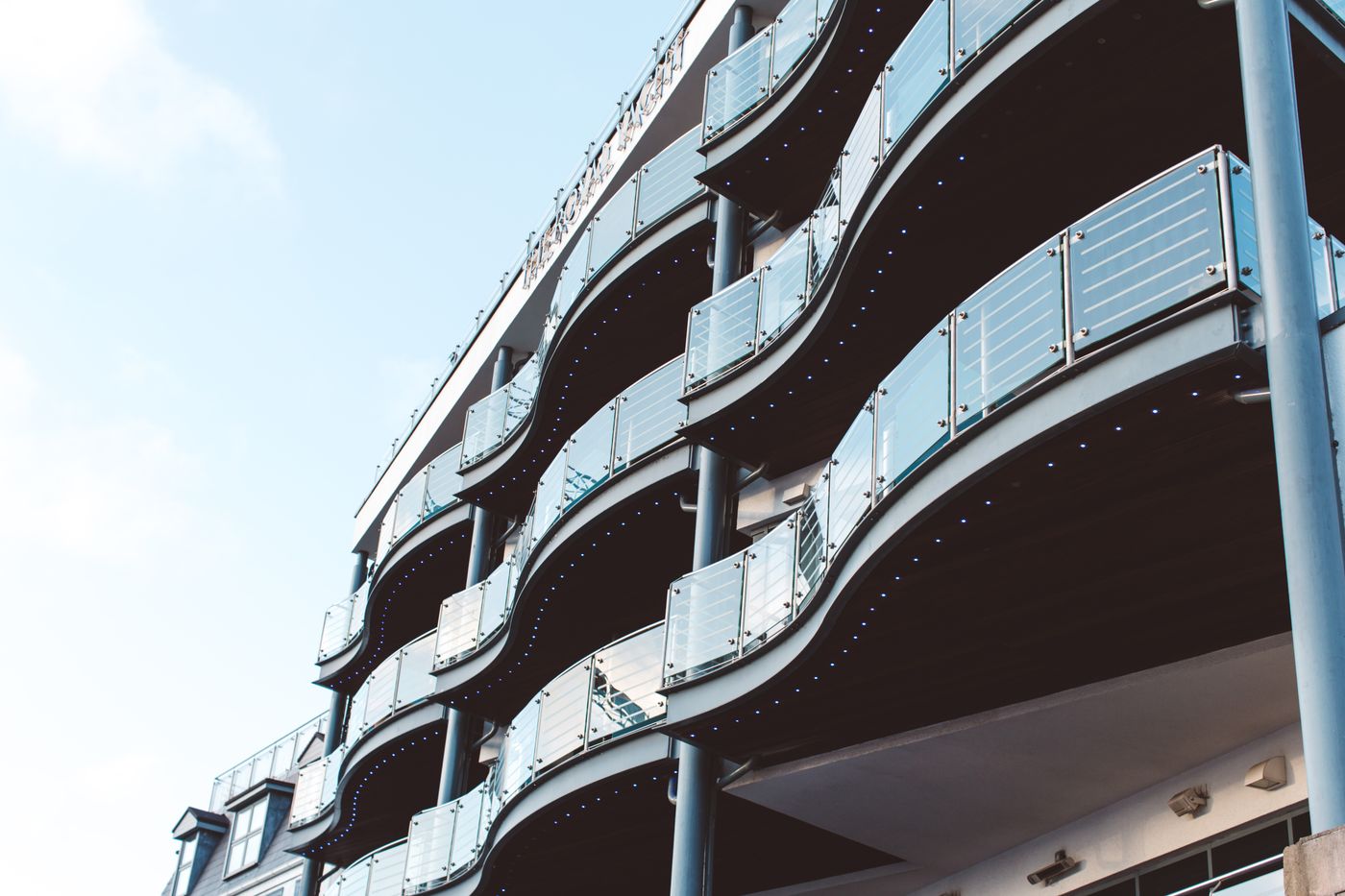 The-Royal-Yacht-General-view-45