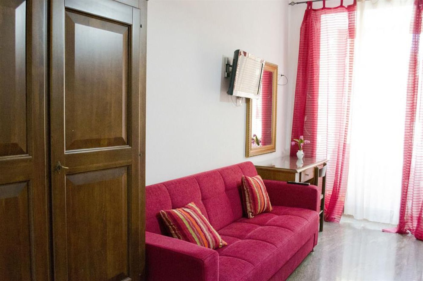 Anthony-B-B-General-view-16