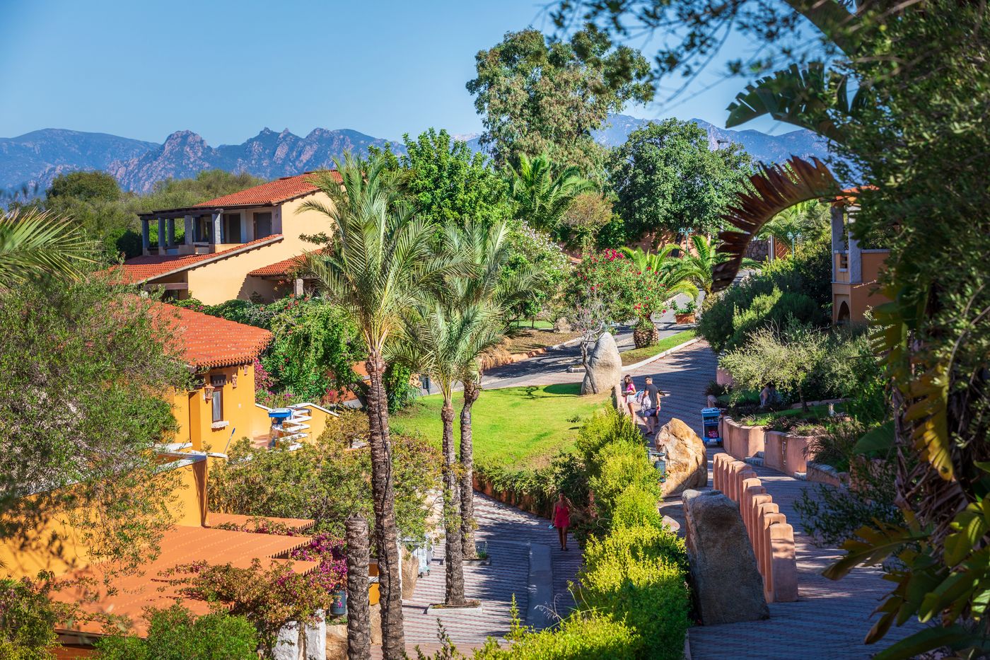 Club-Hotel-Saraceno-General-view-17