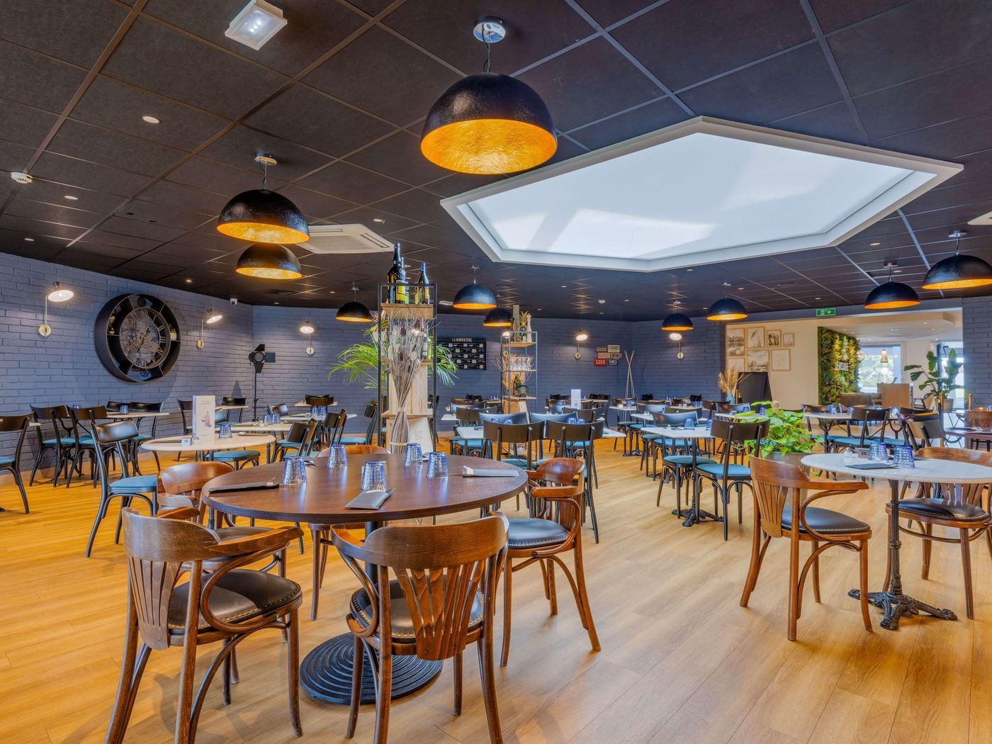 Hôtel Mercure Lyon L'Isle-d'Abeau - France - VILLEFONTAINE - General view - 9