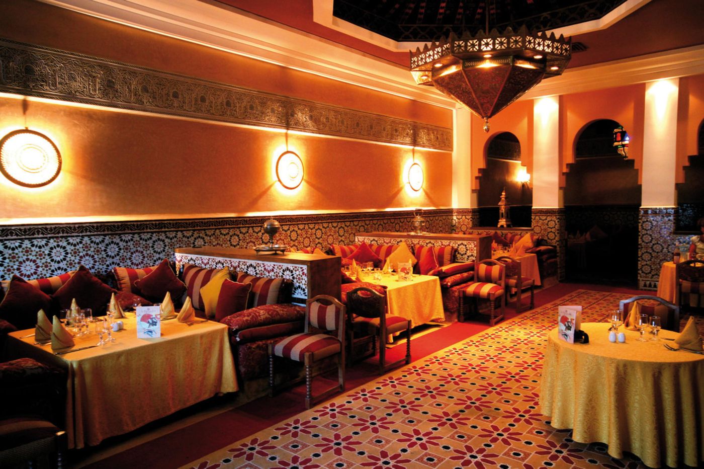 Hotel-Riu-Tikida-Beach-Adults-Only---All-inclusive-Restaurant-19