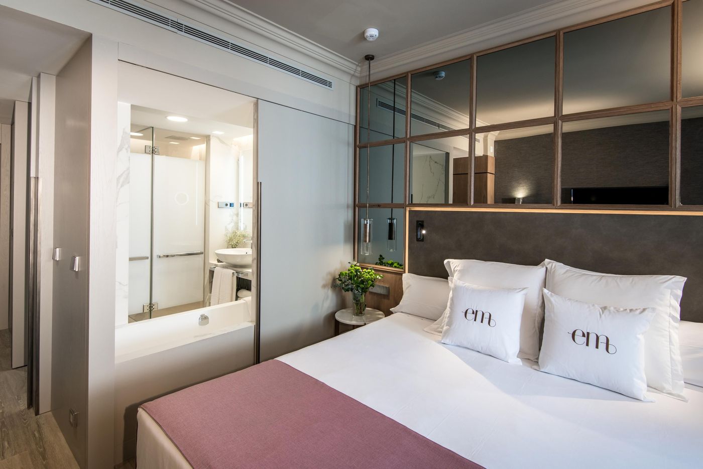 Barcelo-Emperatriz-Room-36