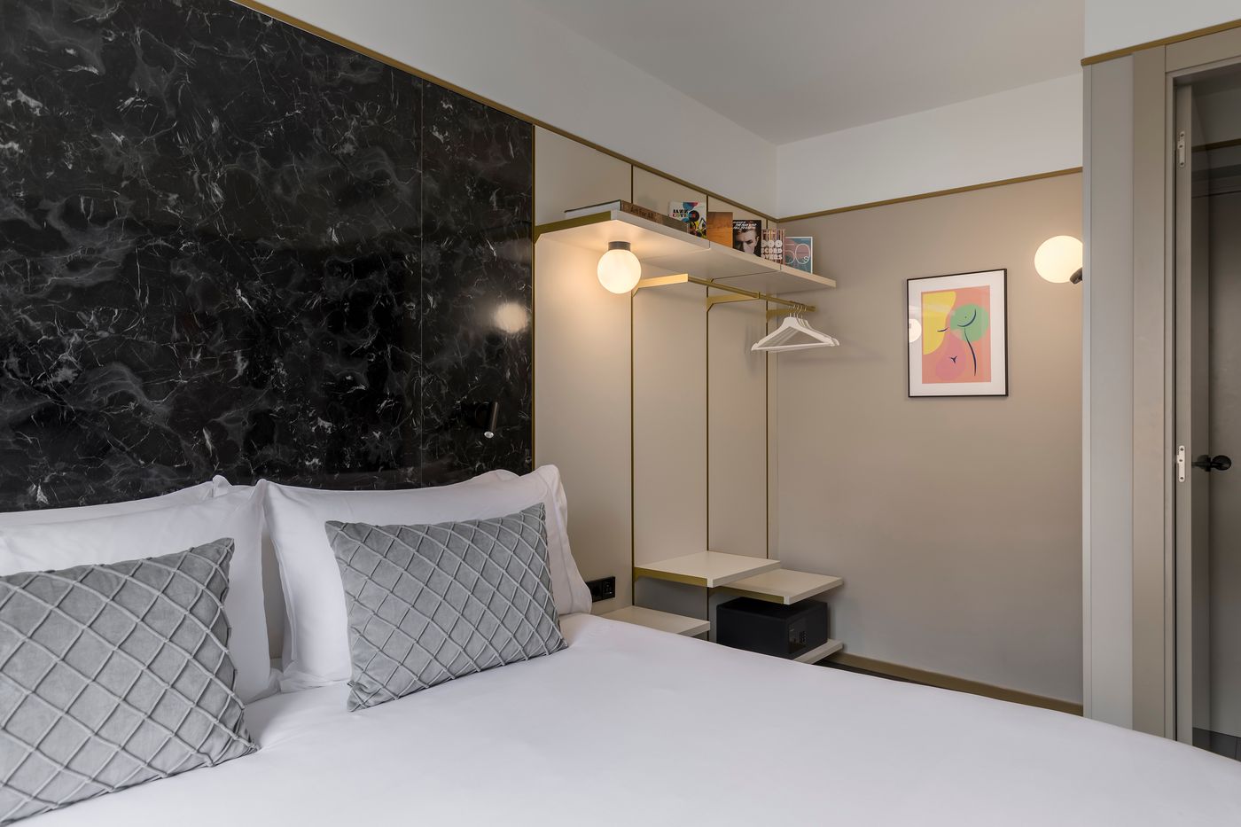 Be Mate Paseo de Gracia-Spain-BARCELONA-Room-3