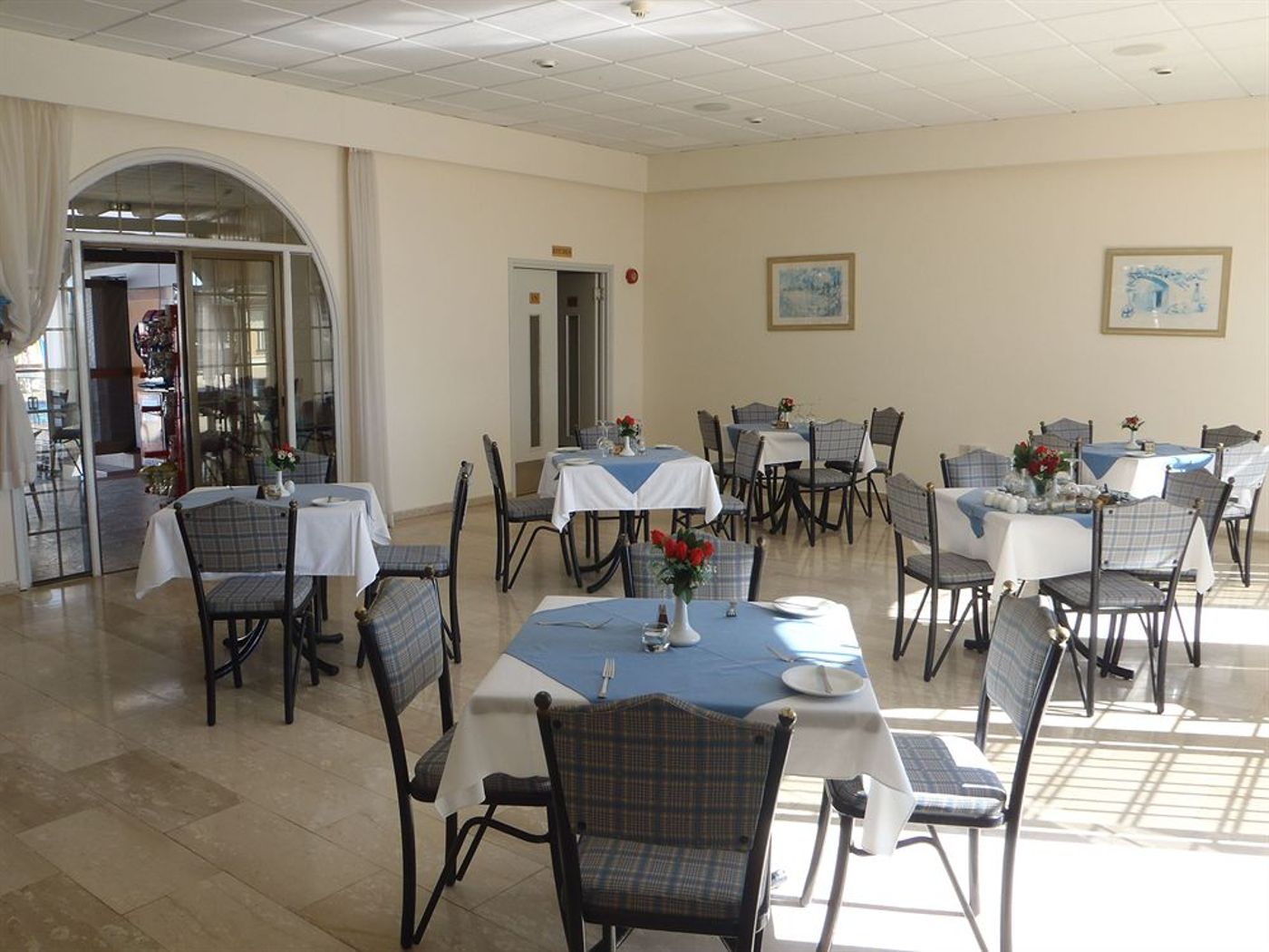 Cosmelenia Apartments