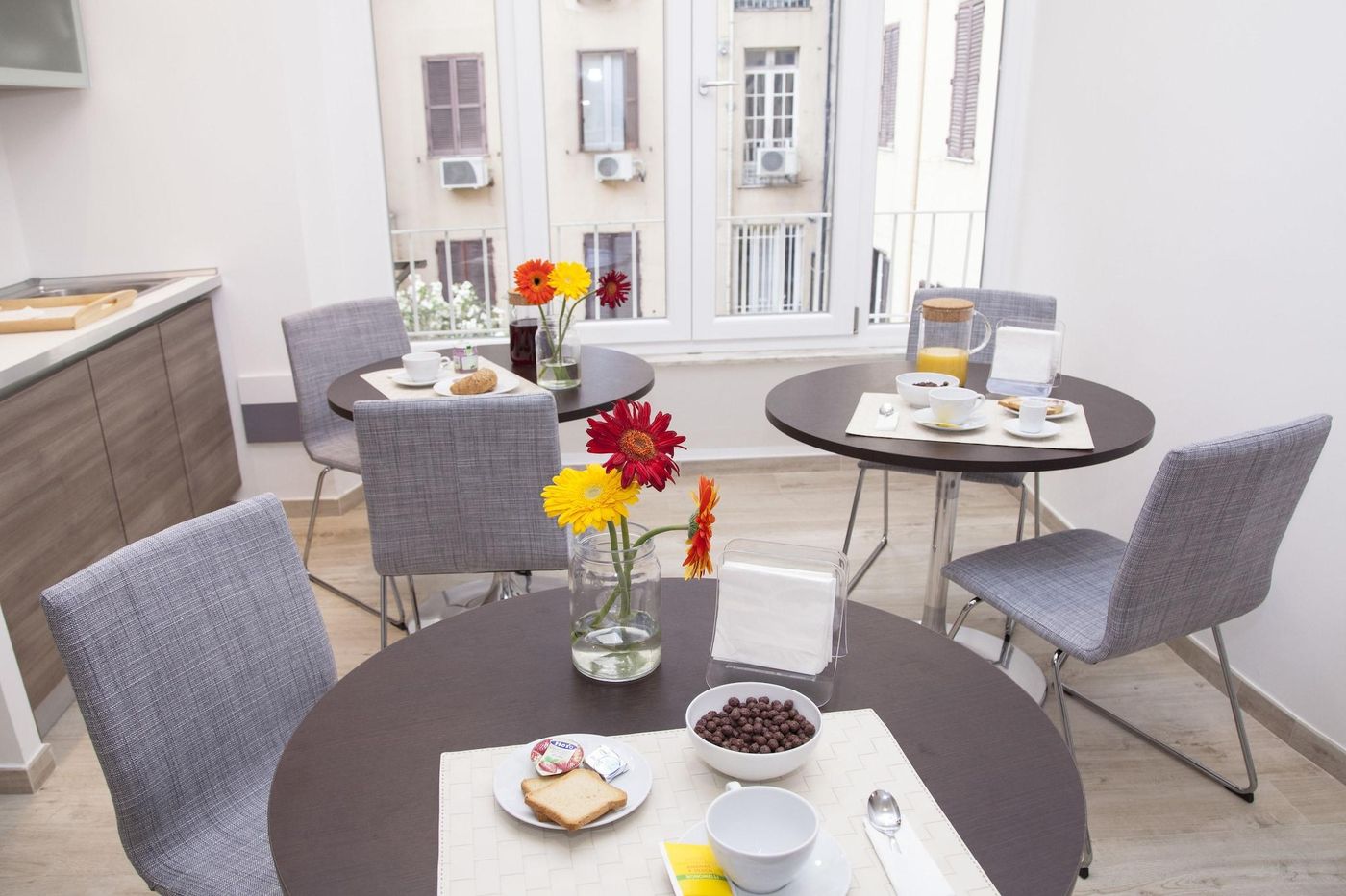 Maison-Maneli-Luxury-B-B-Room-1