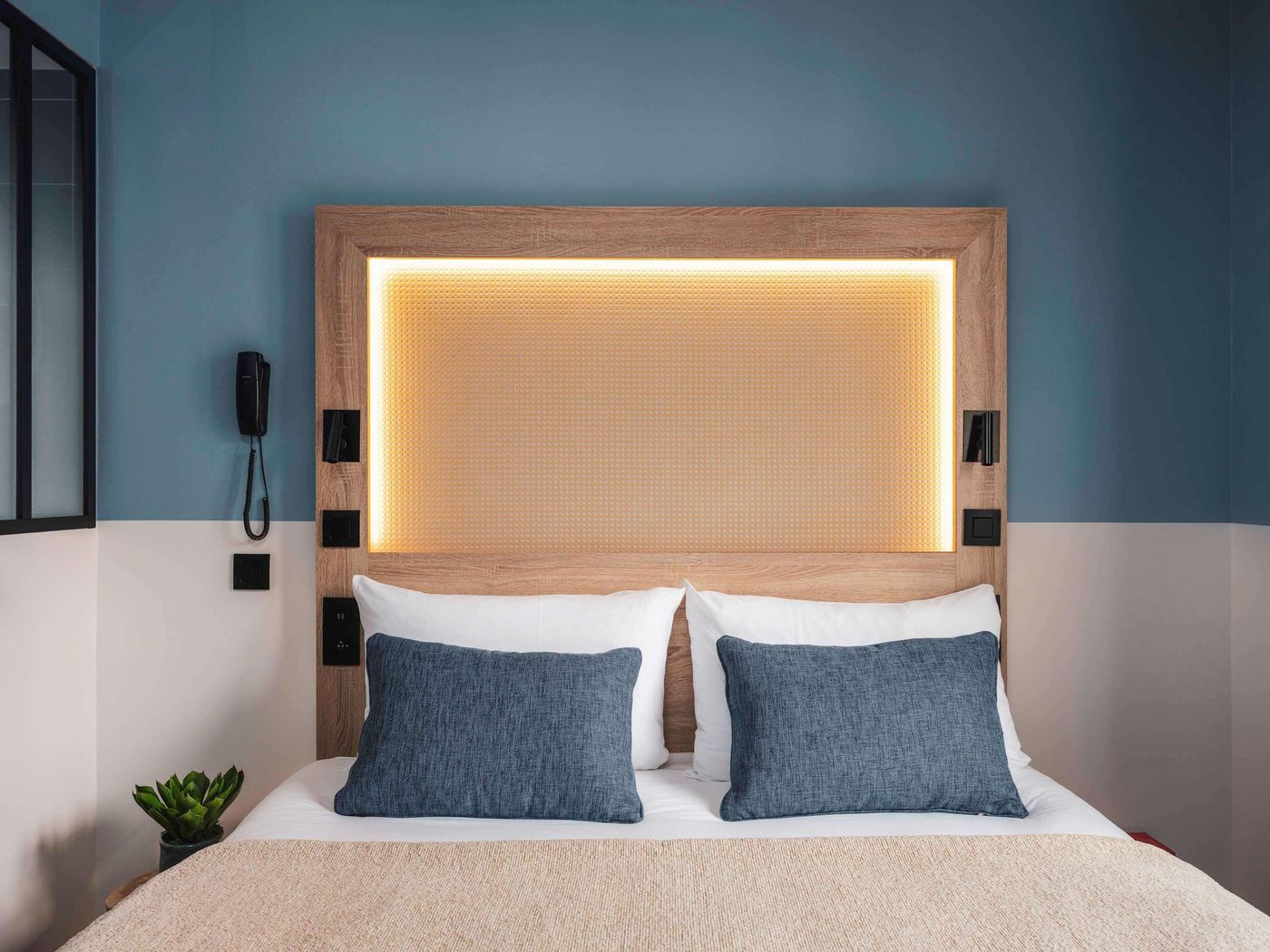 ibis-Styles-Paris-Montmartre-Nord-Room-33