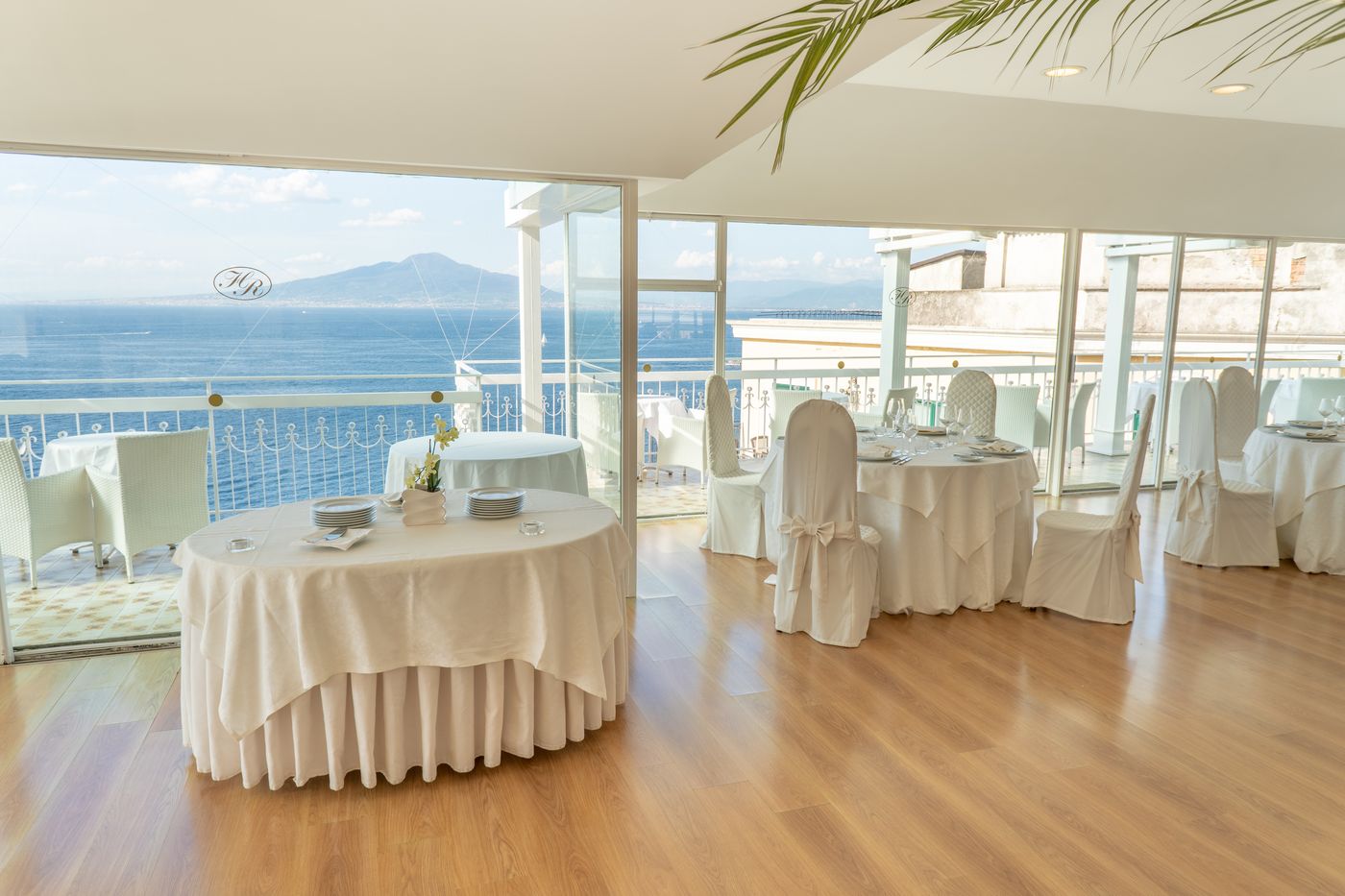 Hotel-Regina-Sorrento-Conferences-55