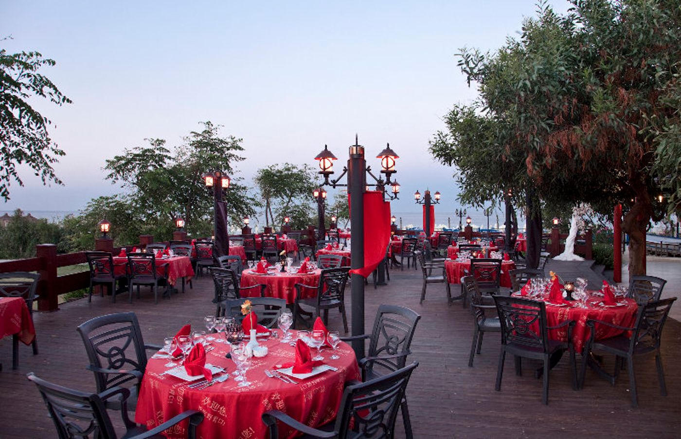 Sunrise-Resort-Hotel-Restaurant-17