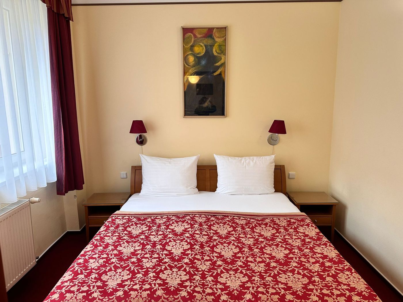 Cloister-Inn-Room-18