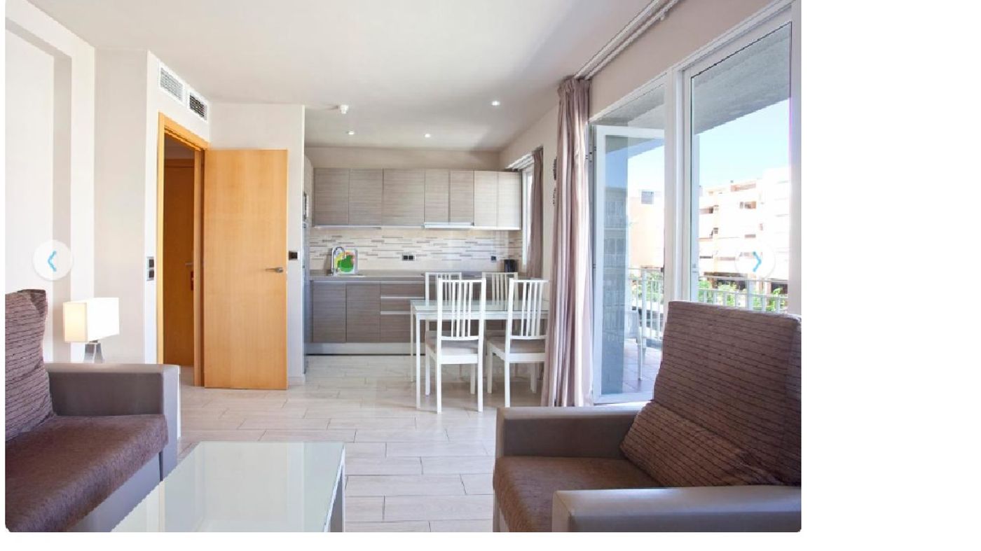 Ecuador-Park-Room-45