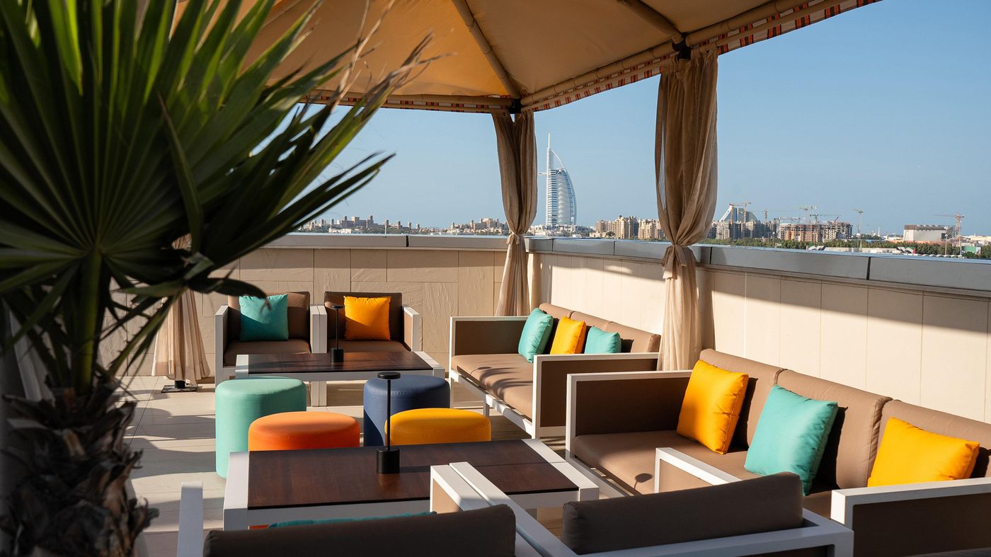 Holiday-Inn-Dubai-Al-Barsha-Restaurant-13