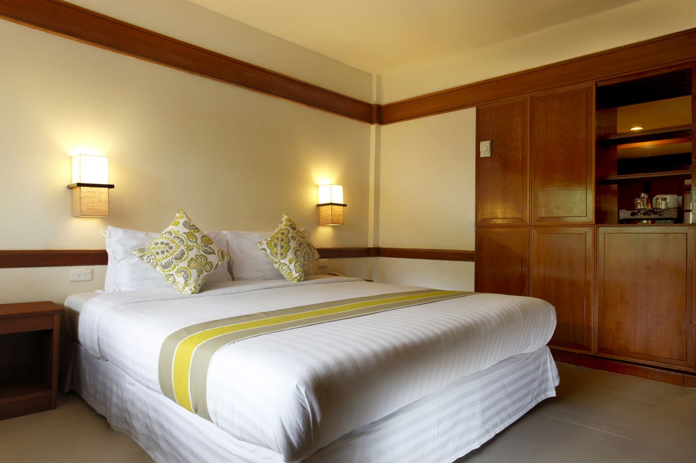 The-Viridian-Resort-Room-25