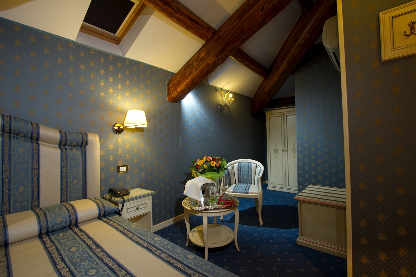 Hotel-Conterie-Room-25