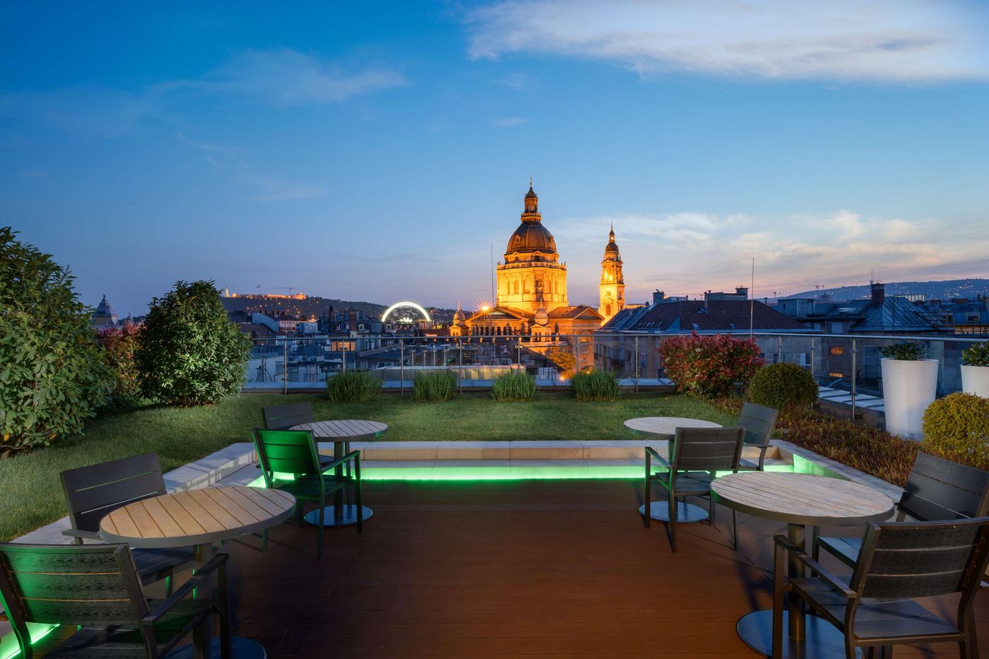 Hilton-Garden-Inn-Budapest-City-Centre-General-view-49