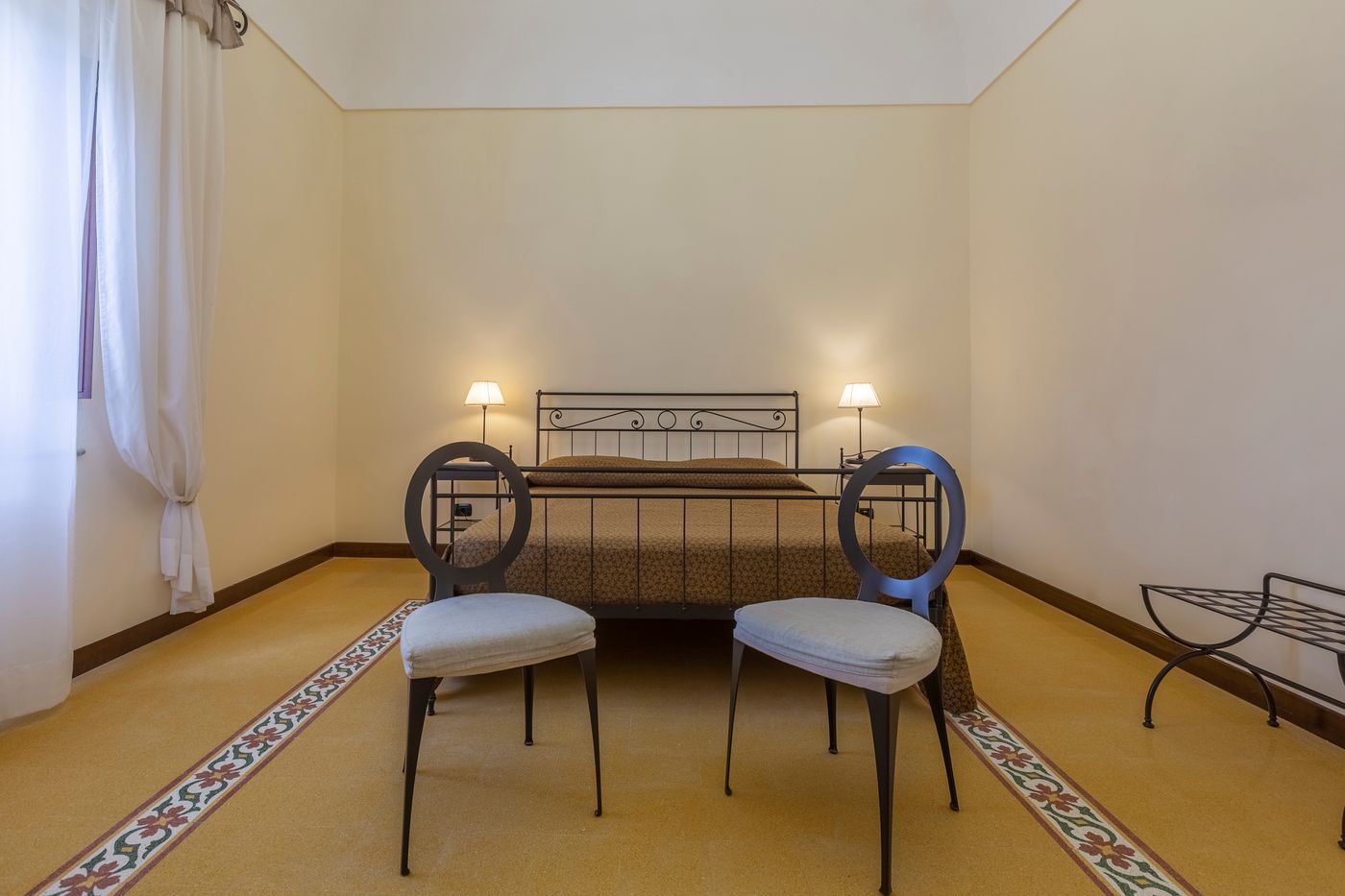 Villa-Zina-Park-Hotel-Room-27