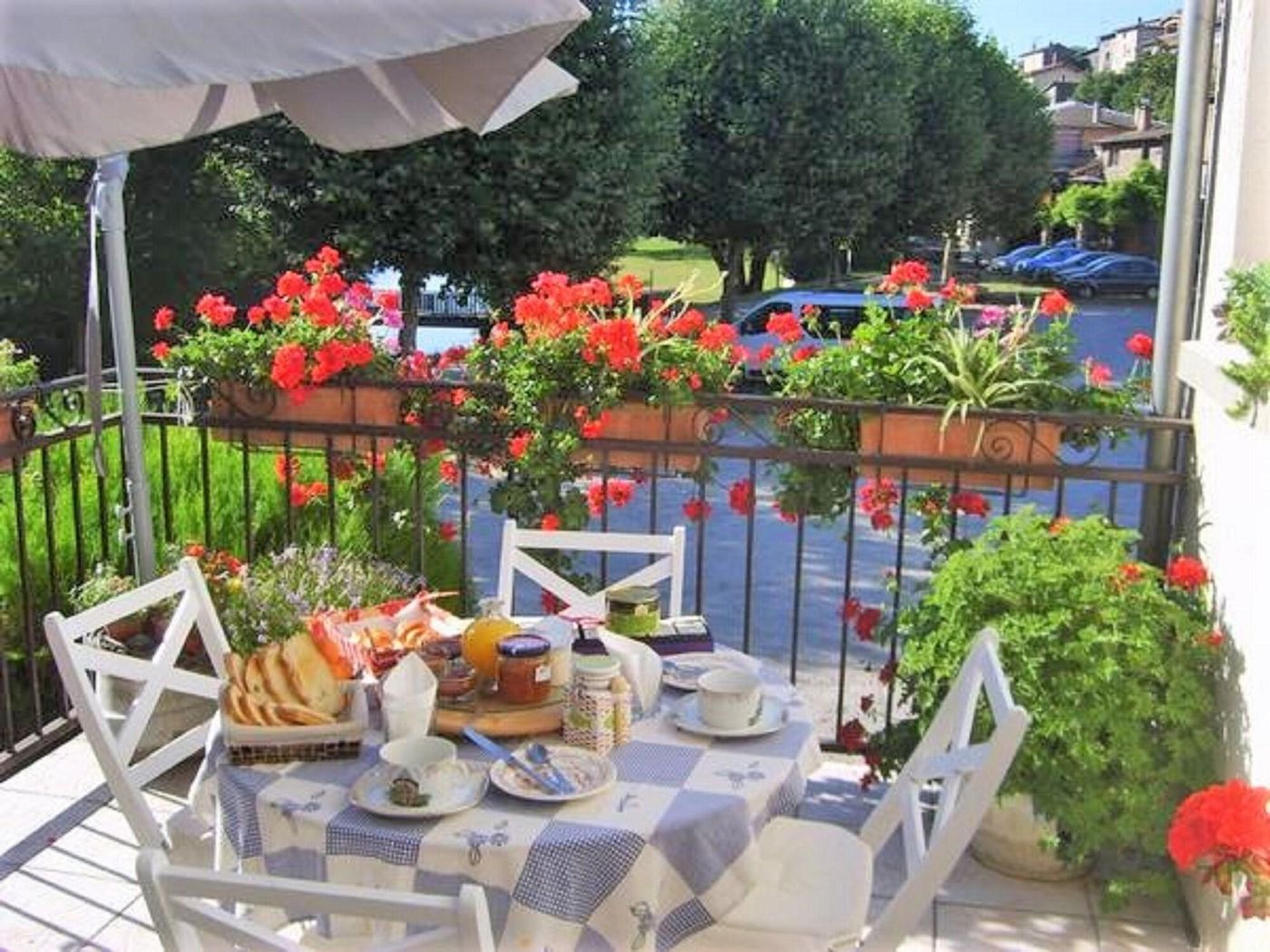 Chambre d'hôtes Myosotis - France - SAINT-PIERRE-DE-BOEUF - General view - 5