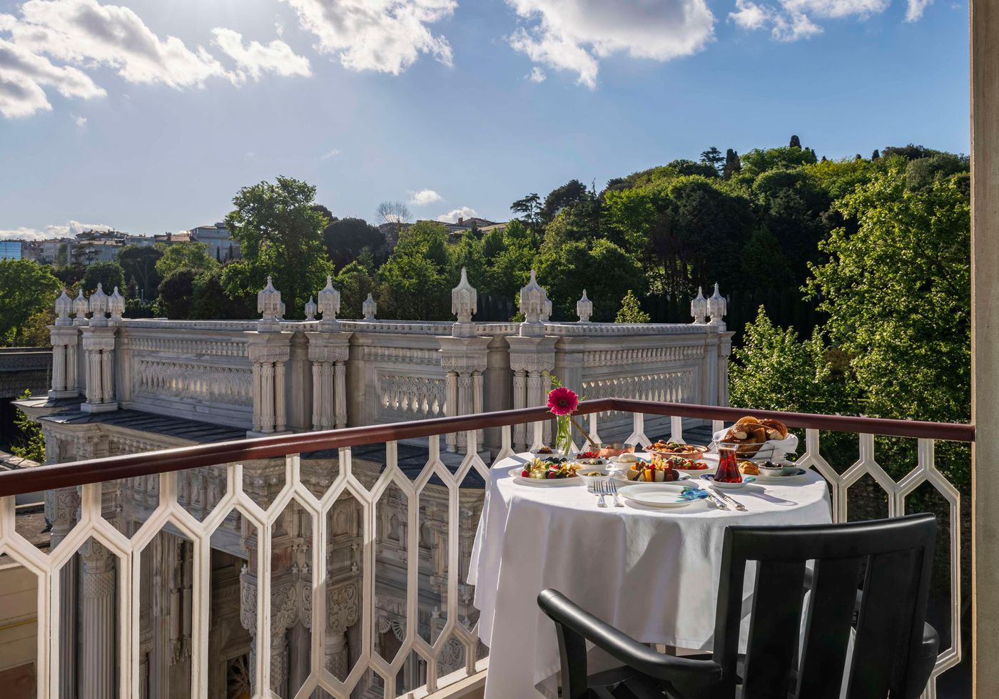Ciragan-Palace-Kempinski-Istanbul-Room-123