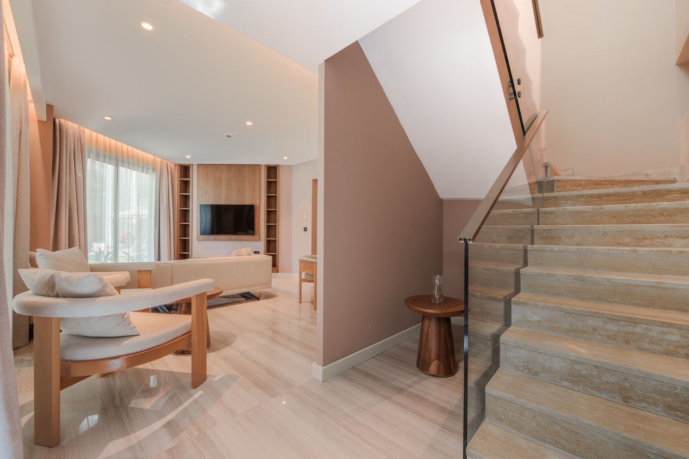 20/08/24 - Liberty Signa