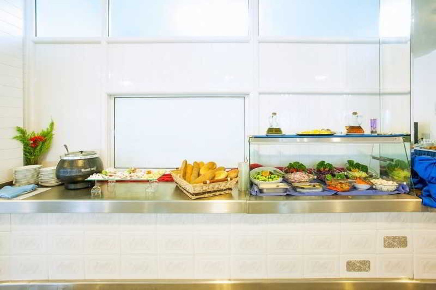 Port-Marina-Restaurant-41