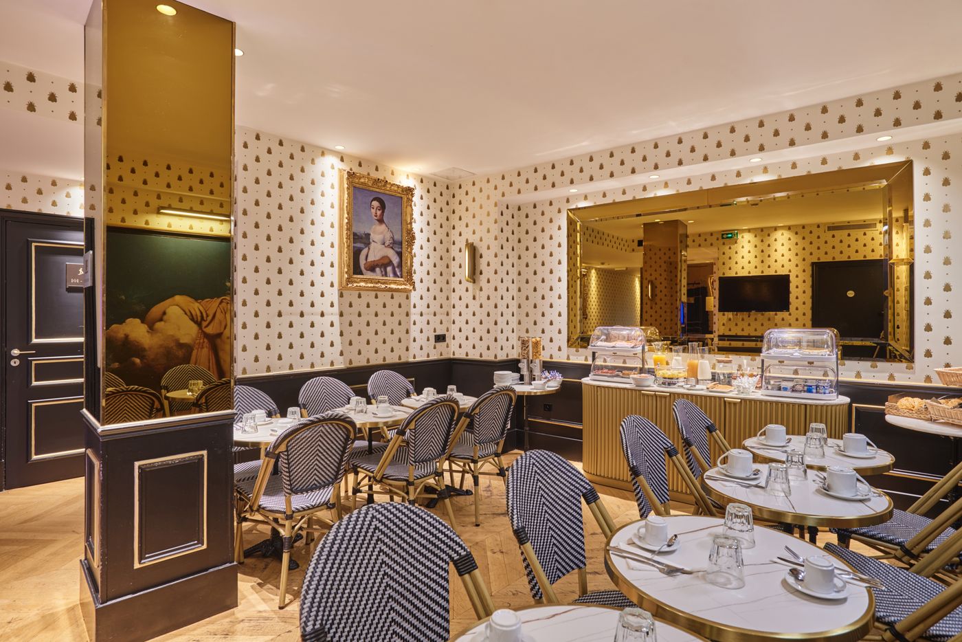 Hotel-Eiffel-Petit-Louvre-Restaurant-45