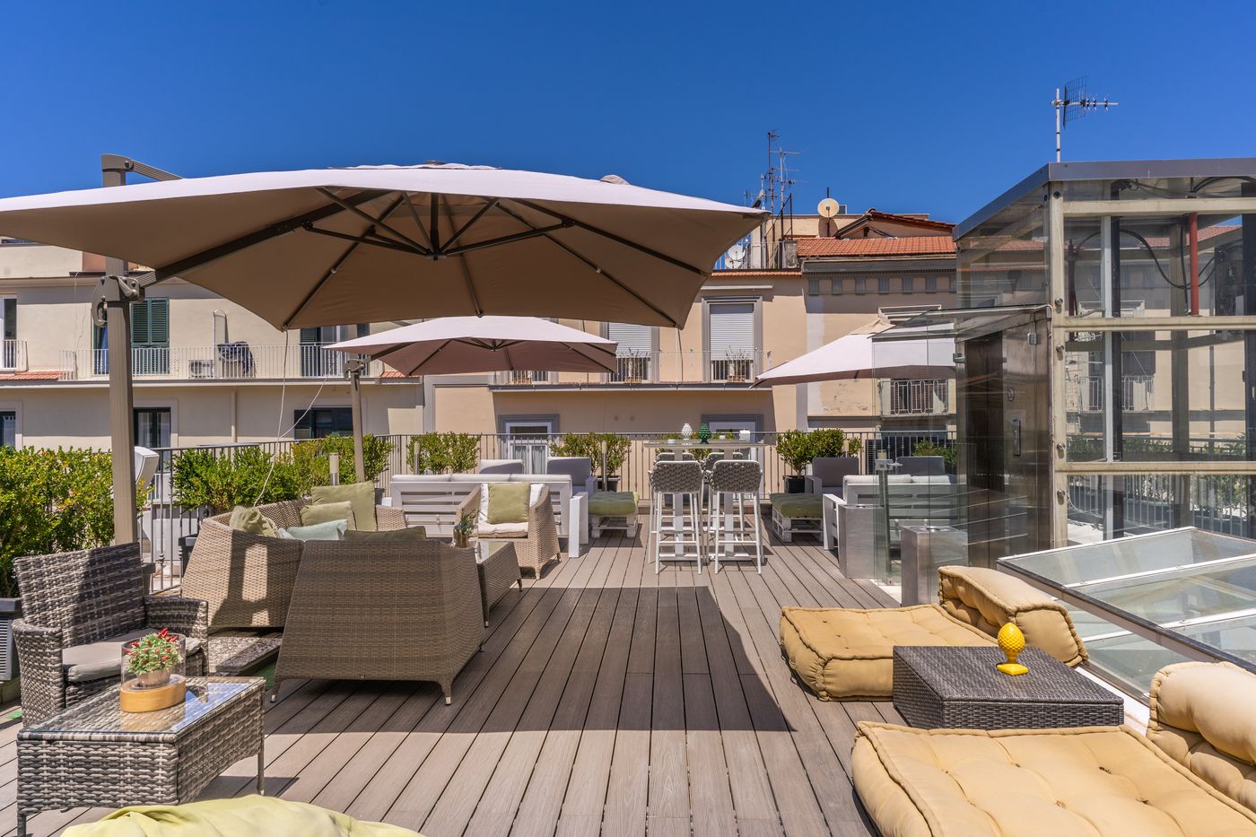 Sorrento-City-Bar-11