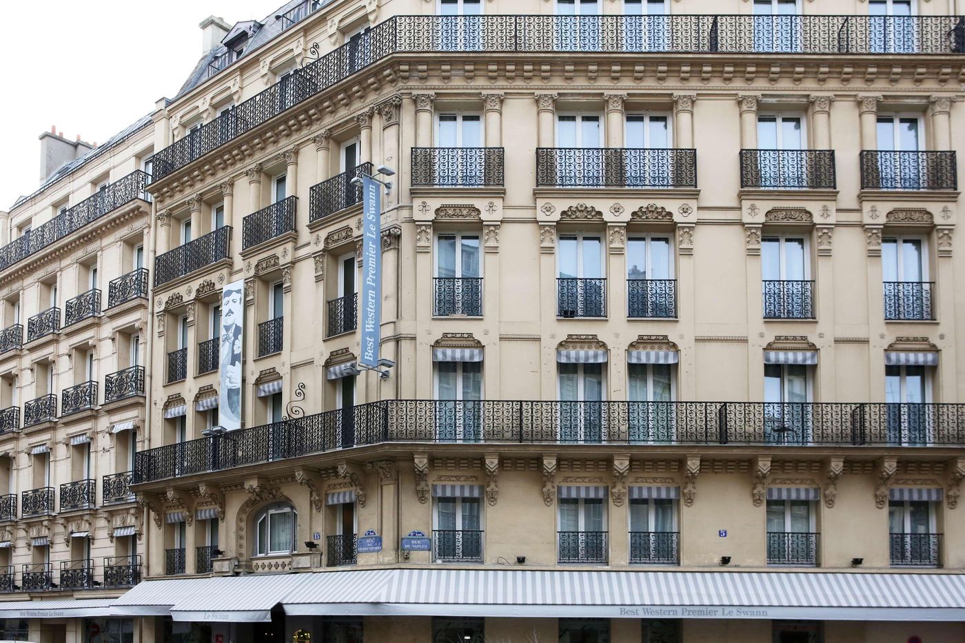 Hotel-Litteraire-Le-Swann--BW-Premier-Collection-General-view-7