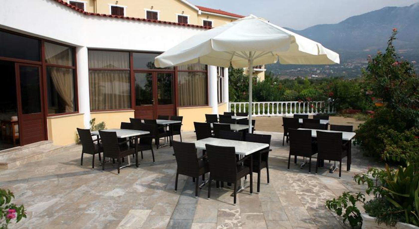 Karavados Beach Hotel