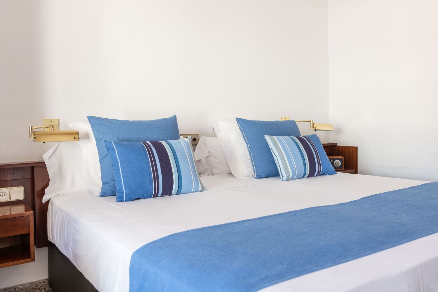 Almadraba-Park-Room-33