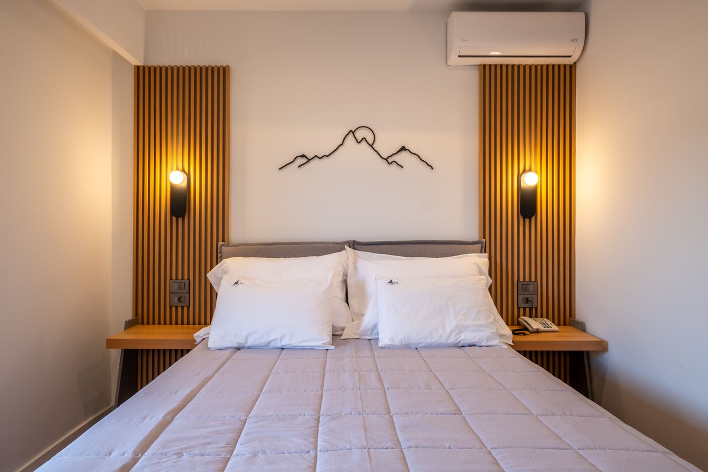 Hotel-Mediterranean-Beach-Room-38