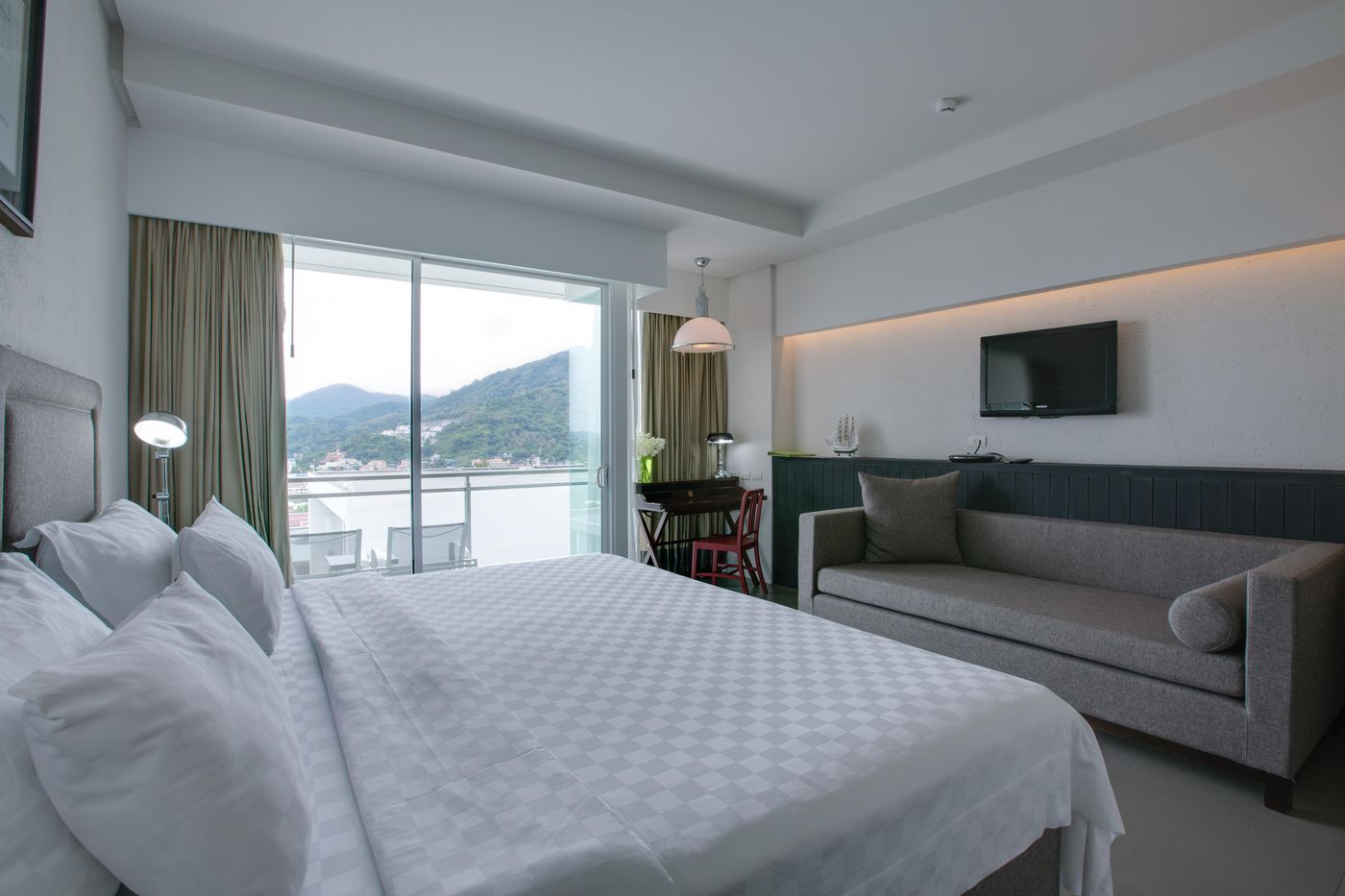 Sugar-Palm-Grand--Hillside-Room-37