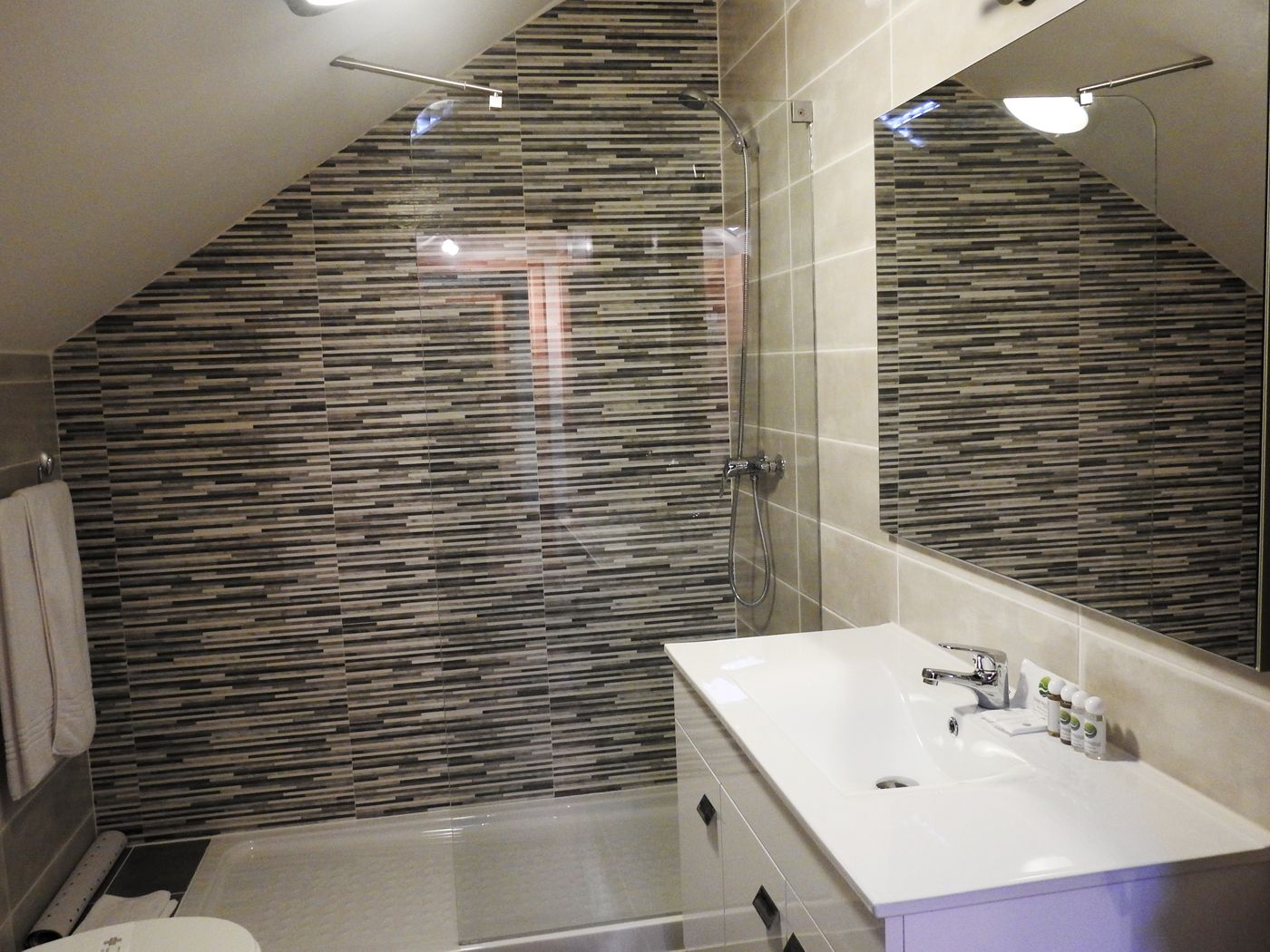 Milfontes-Guest-House-Room-25