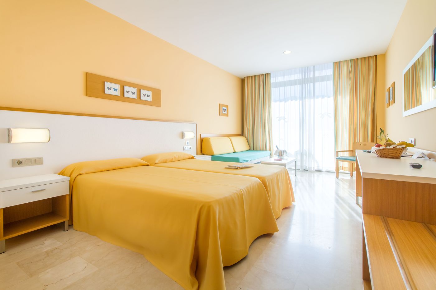 Mediterraneo-Benidorm-Hotel-Room-27