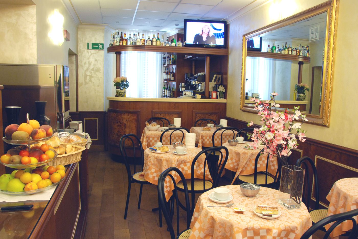 Hotel-Marco-Polo-Bar-27