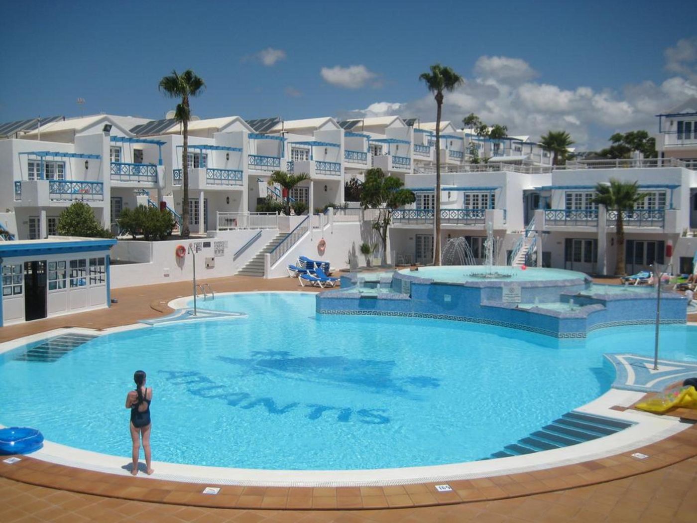 Atlantis-Las-Lomas-Pool-7