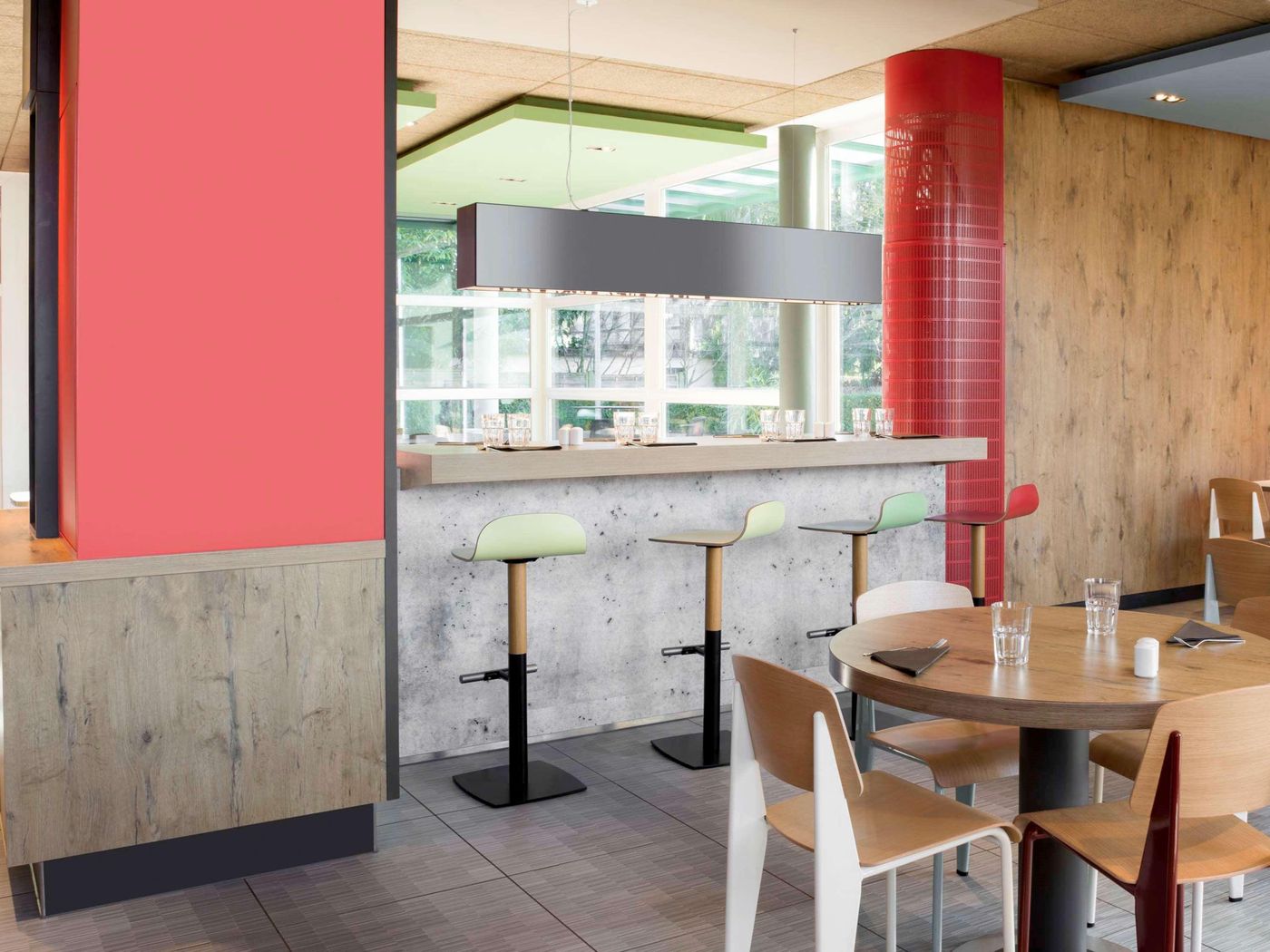 Ibis-Geneve-Aeroport-Restaurant-13