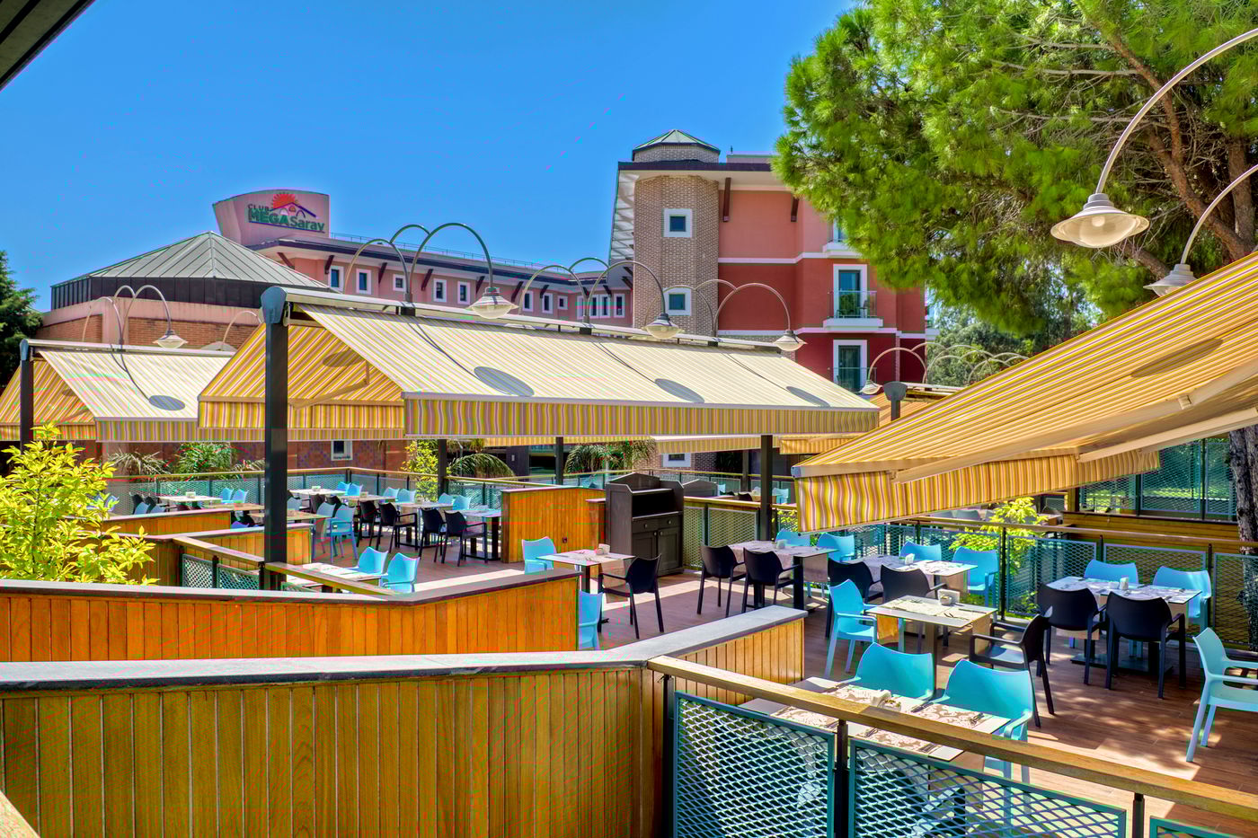 Club-Mega-Saray-Restaurant-13