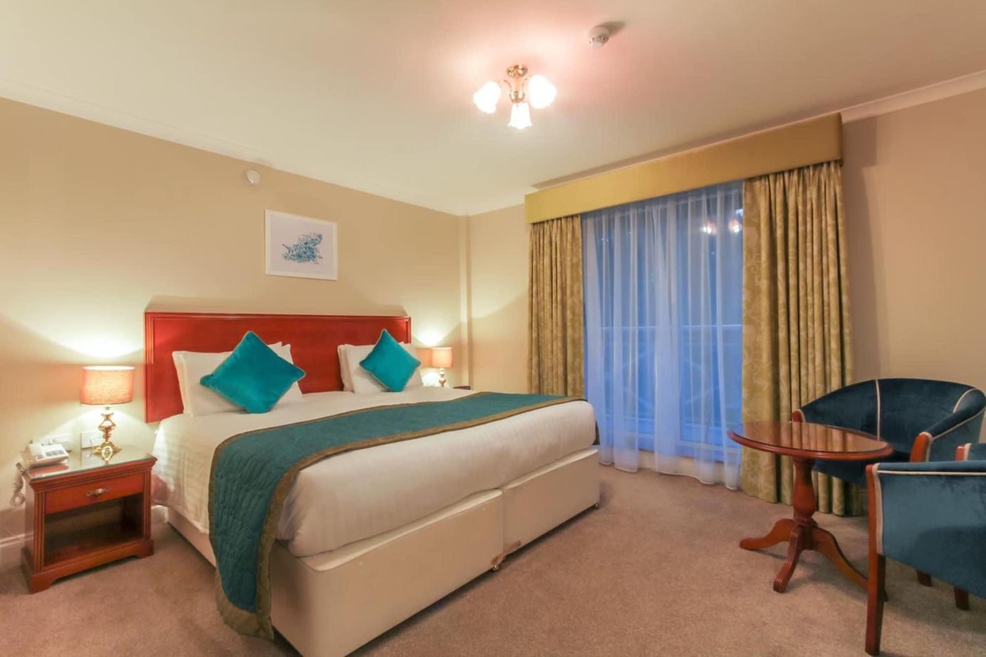 Les-Rocquettes-Hotel-Room-13