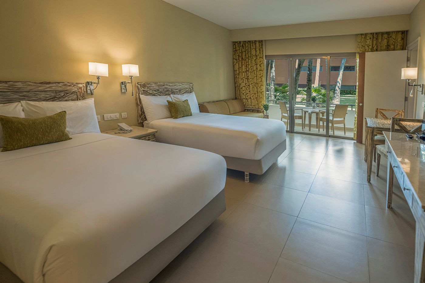 Iberostar Waves Dominicana