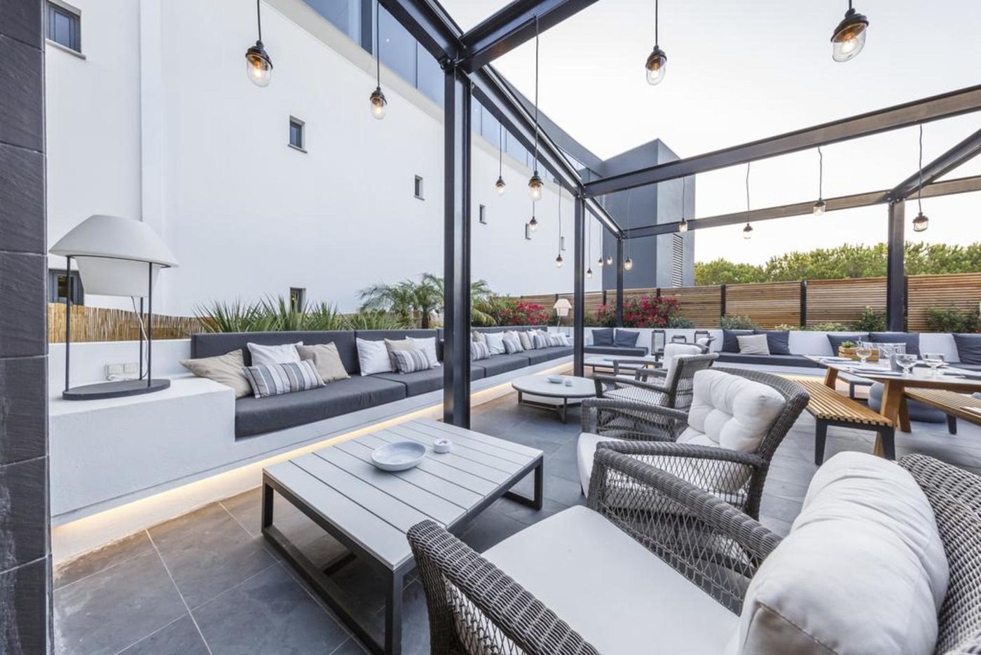 Praia-Verde-Boutique-Hotel---Design-Hotels-Terrace-10