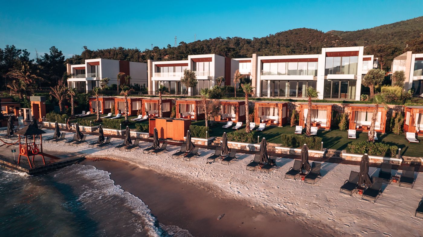 Ora-Holiday-Village-Beach-38