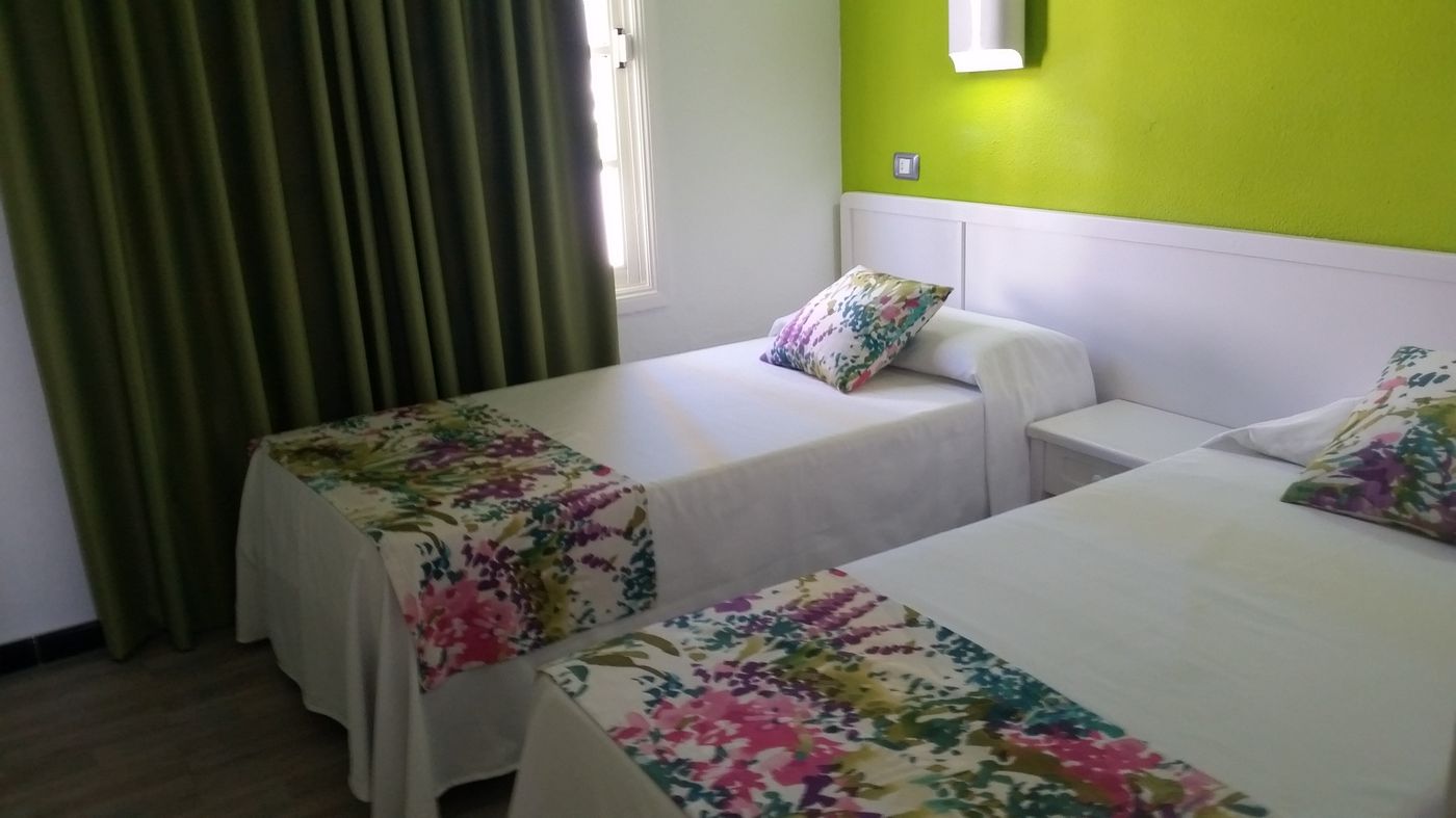 Vista-Oasis-Bungalows-Room-11