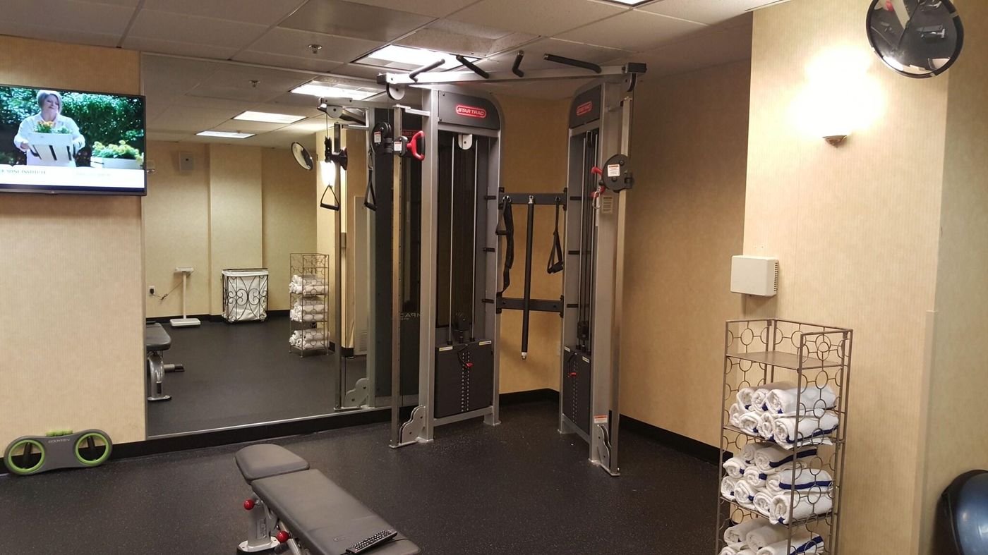 Anaheim-Marriott-Suites-Sports-and-Entertainment-34