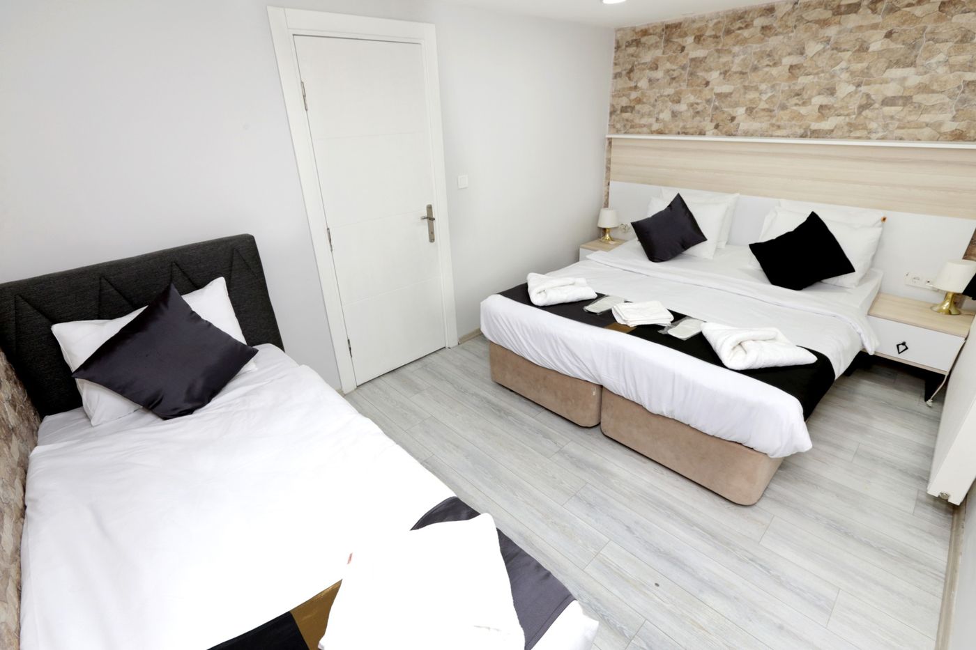 Mila-Suites-Taksim-Room-1