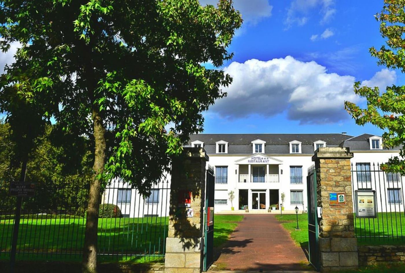 Hôtel Restaurant de la Marine-France-SAINT-HERBLAIN-General view-5
