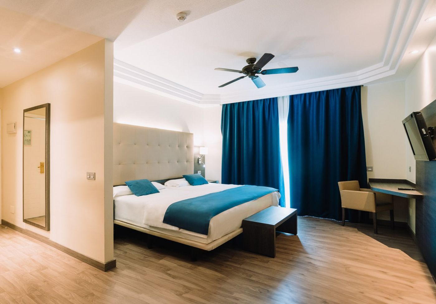 Park-Club-Europe-Room-29