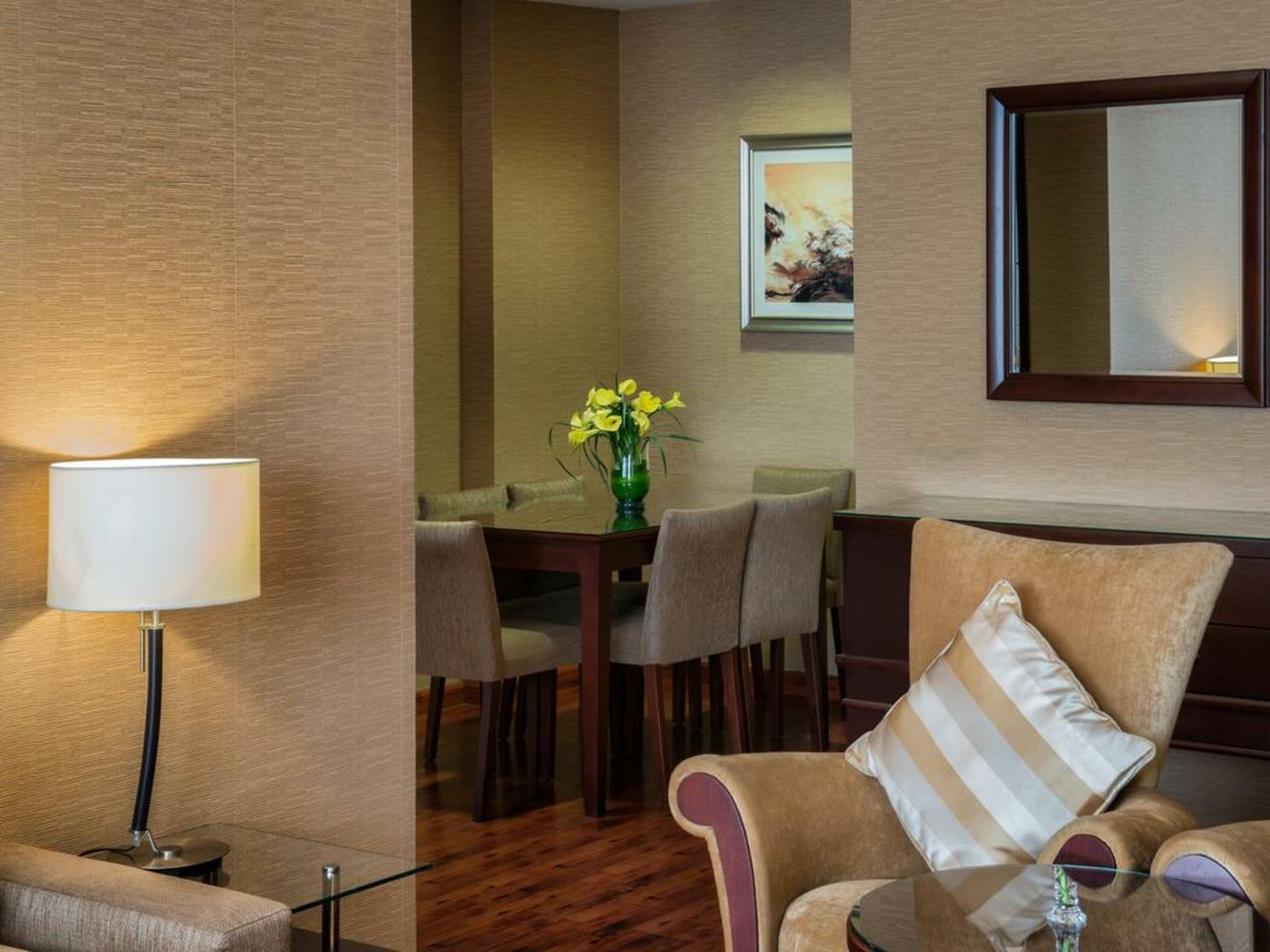 Grand-Millenium-Hotel-Room-16