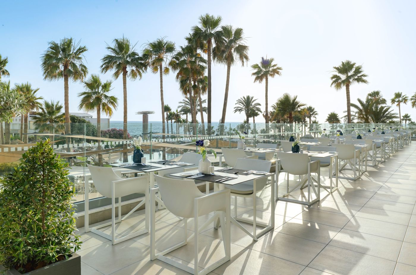 St--George-Beach-Hotel---Spa-Resort---Adults-Only--16---Restaurant-7